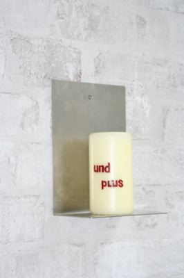 «und +», Werk